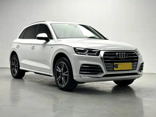 Audi Q5L 2020 45 TFSI exclusive fashion model купить на сайте DeffCars