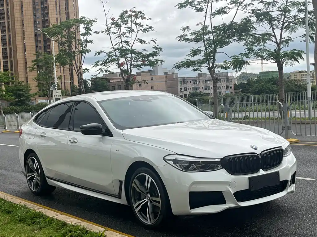 BMW 6 Series GT 2018 640i xDrive M Sports Package купить на сайте DeffCars