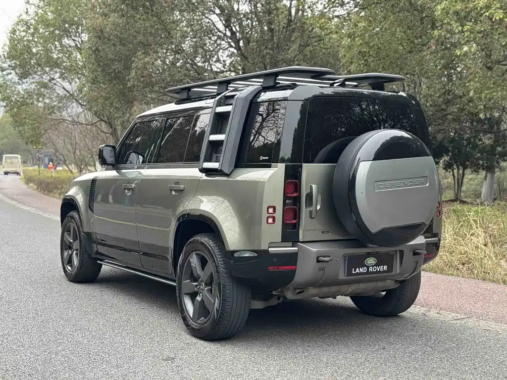 Land Rover Defender 2023 facelift 110 3.0T P400 X-DYNAMIC HSE купить на сайте DeffCars
