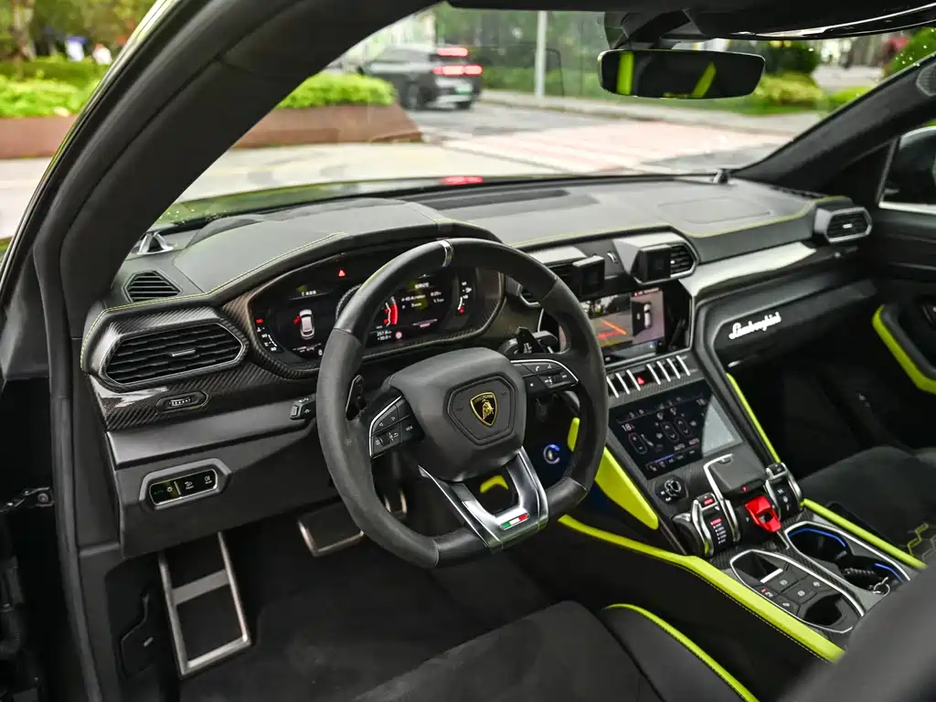Urus 2021 4.0T V8 купить на сайте DeffCars