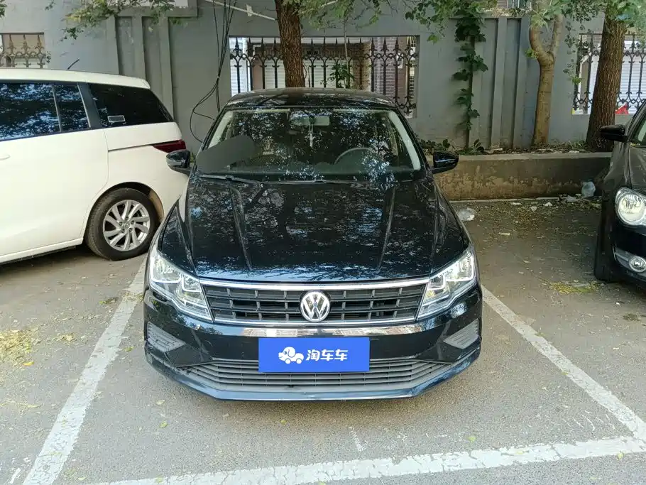 Jetta 2017 1.4L manual fashion model купить на сайте DeffCars