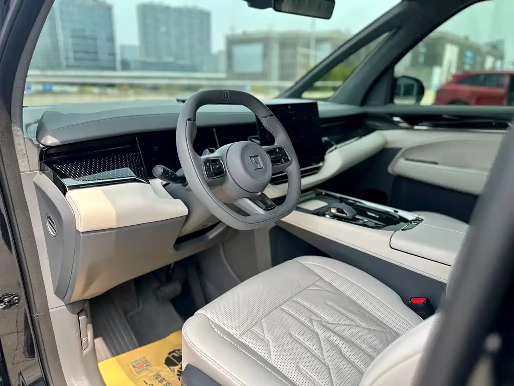 Jikrypton 009 2024 six-seater executive version four-wheel drive 108kWh купить на сайте DeffCars