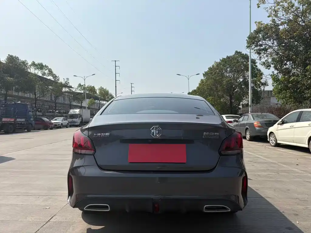 MG5 2022 180DVVT CVT Youth Flagship Edition купить на сайте DeffCars