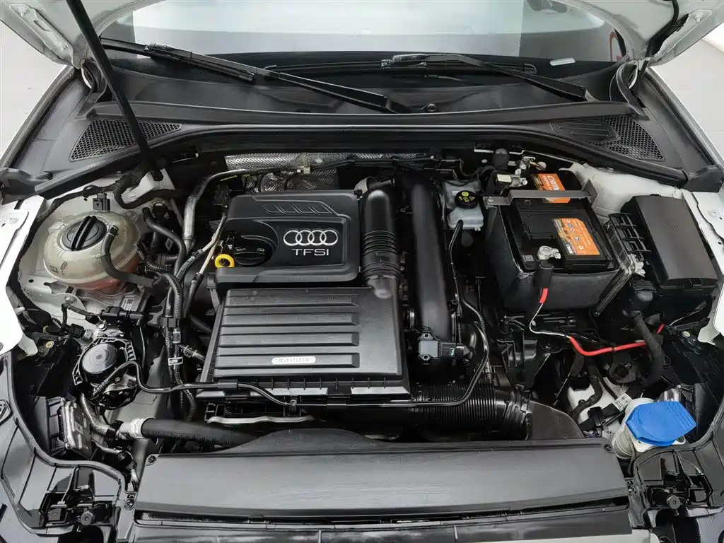 Audi A3 2020 Limousine 35 TFSI Fashion Type National VI купить на сайте DeffCars