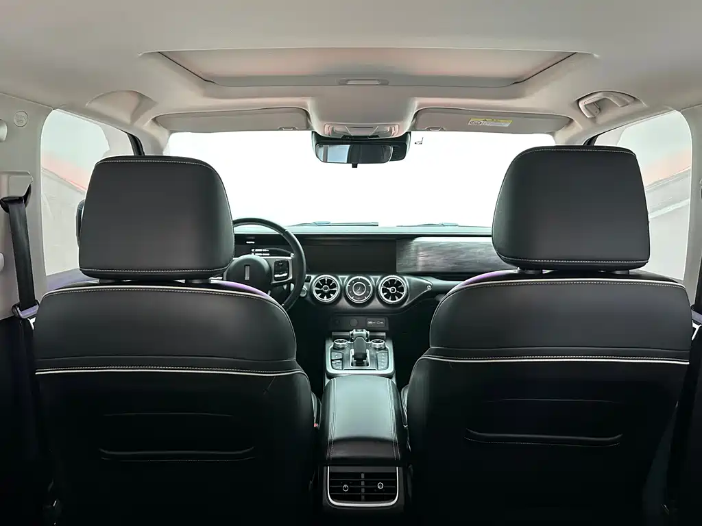 Tank 300 2021 Off-Road Version 2.0T Conqueror купить на сайте DeffCars