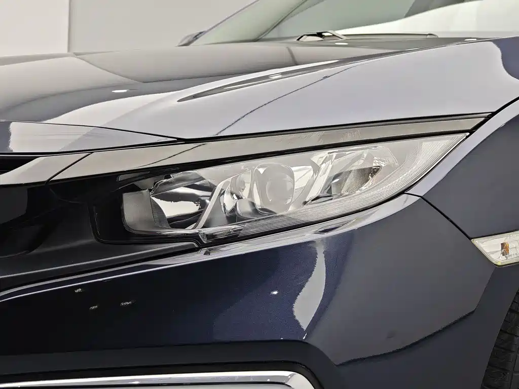 Civic 2019 220TURBO CVT Dynamic Edition National VI купить на сайте DeffCars
