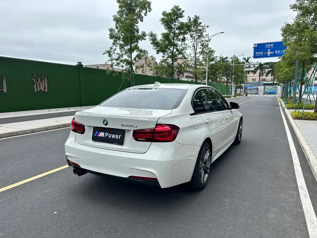 BMW 3 Series 2018 330Li M Sports Night Edition купить на сайте DeffCars