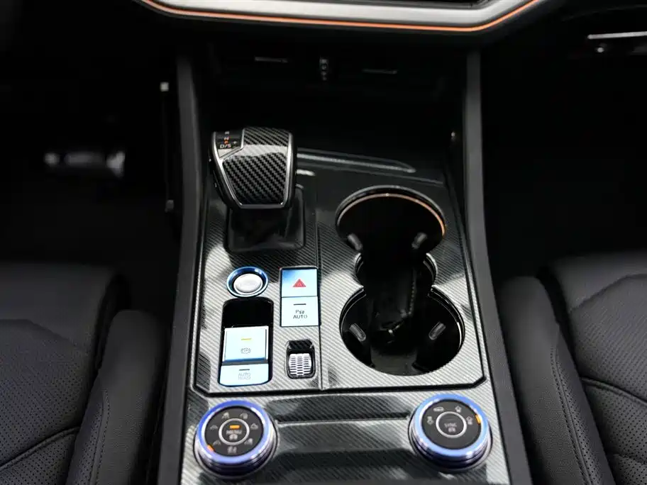 Touareg 2021 2.0TSI Ruishang Edition купить на сайте DeffCars