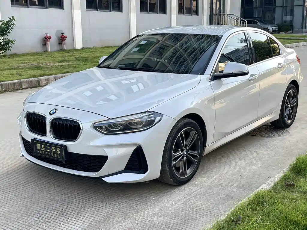 BMW 1 Series 2021 facelift 120i M sports version купить на сайте DeffCars