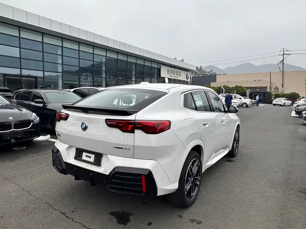 BMW X2 (Imported) 2024 sDrive25i M Sports Package купить на сайте DeffCars