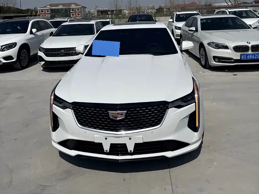 Cadillac CT4 2022 28T Fashion Model купить на сайте DeffCars
