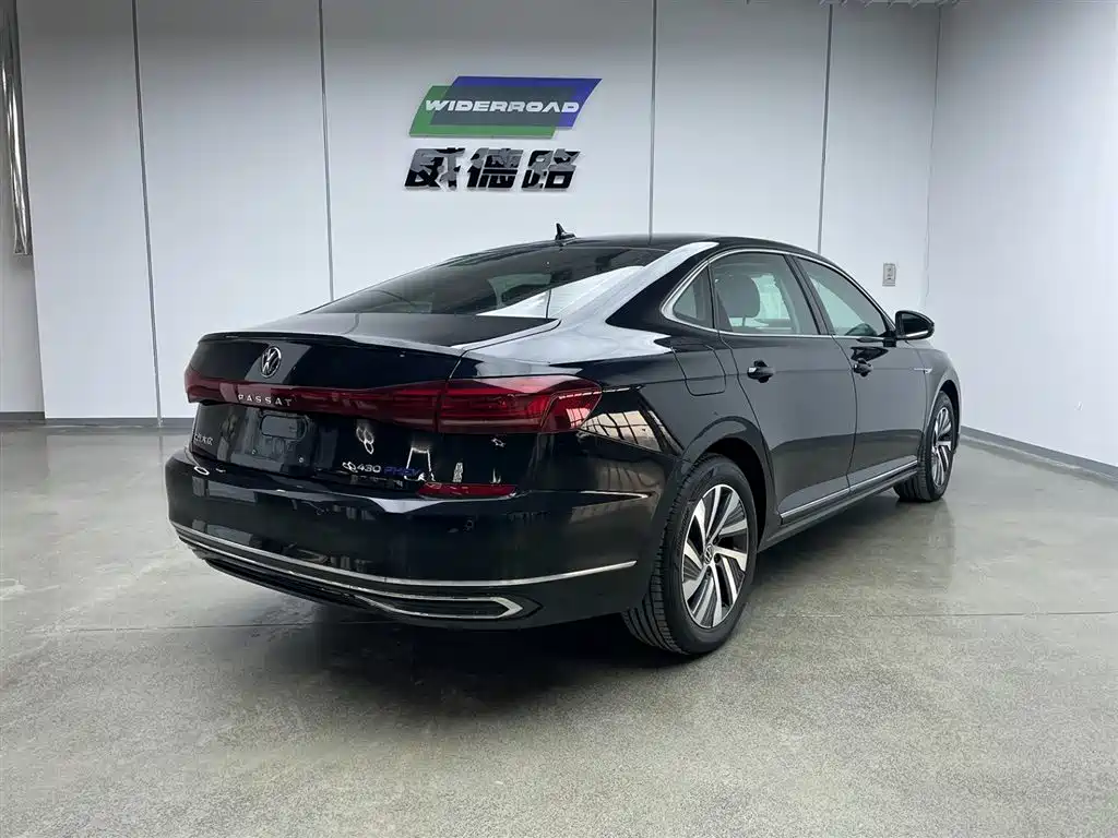 Passat New Energy 2023 430PHEV Hybrid Elite Edition купить на сайте DeffCars
