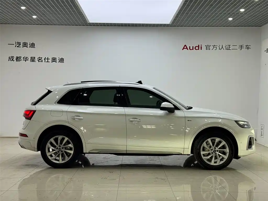 Audi Q5L 2022 40T luxury and dynamic model купить на сайте DeffCars