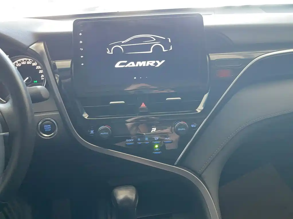 Camry 2021 2.0G Deluxe Edition купить на сайте DeffCars