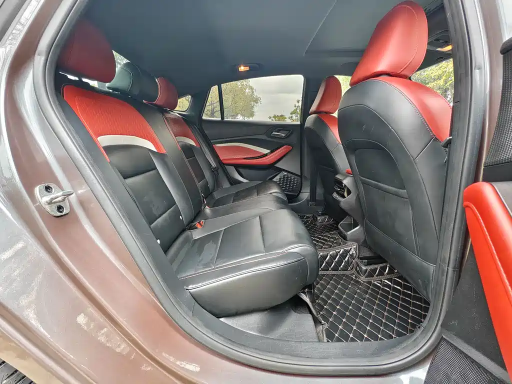 MG5 2021 300TGI DCT Green Luxury Flagship Edition купить на сайте DeffCars