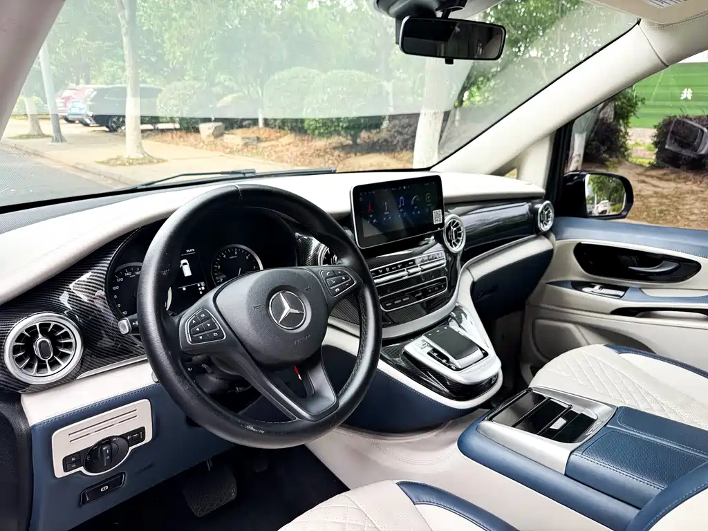 Vito 2021 2.0T Business Edition 7 seats купить на сайте DeffCars