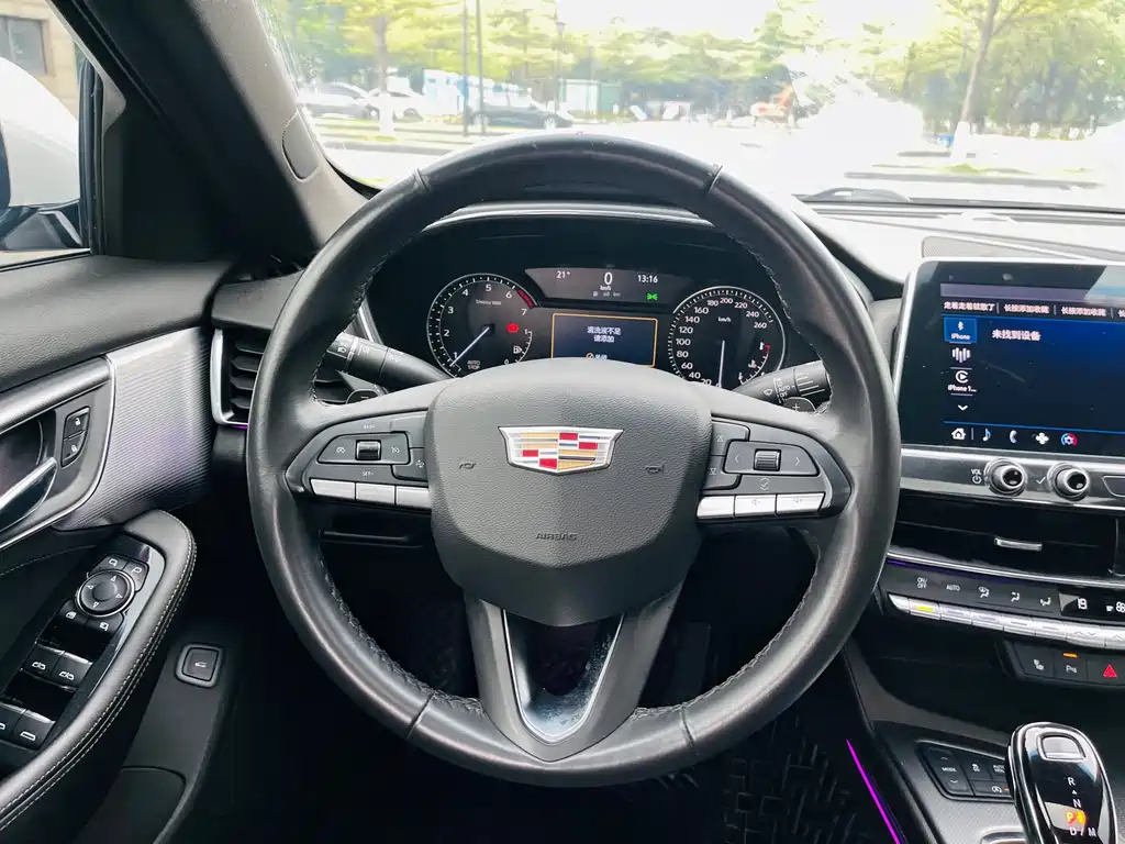 Cadillac CT5 2021 28T luxury model купить на сайте DeffCars