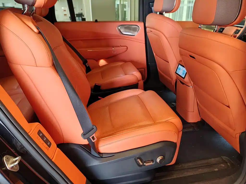 Lynk & Co 900 2025 1.5T Ultra купить на сайте DeffCars