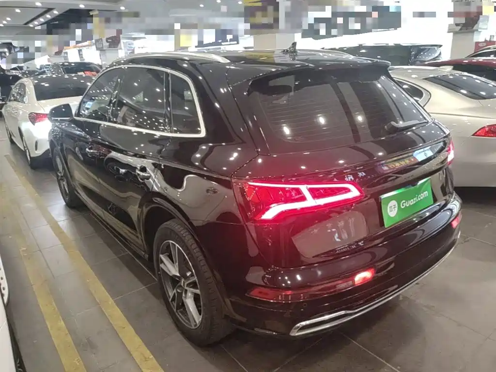 Audi Q5L 2020 facelift 40 TFSI enjoys fashionable style купить на сайте DeffCars