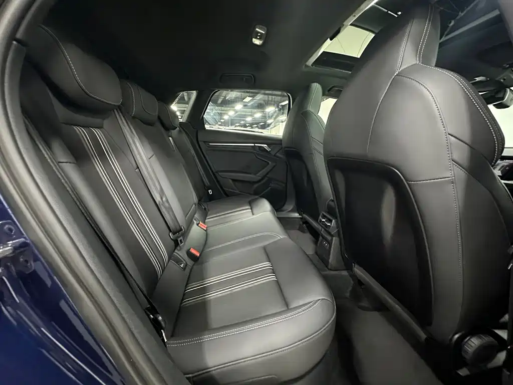 Audi A3 2023 Modified Sportback 35 TFSI Fashion Sporty купить на сайте DeffCars
