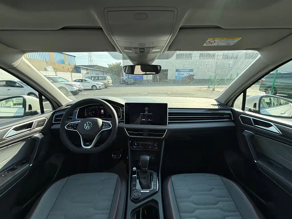 Tiguan L 2022 380TSI automatic four-wheel drive R-Line flagship version 7 seats купить на сайте DeffCars