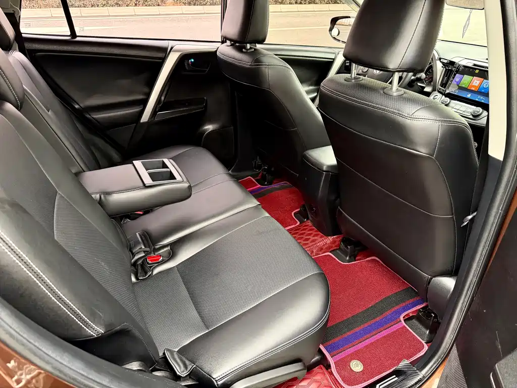 RAV4 Rongfang 2019 2.0L CVT 2WD Fashion X Limited Edition National VI купить на сайте DeffCars