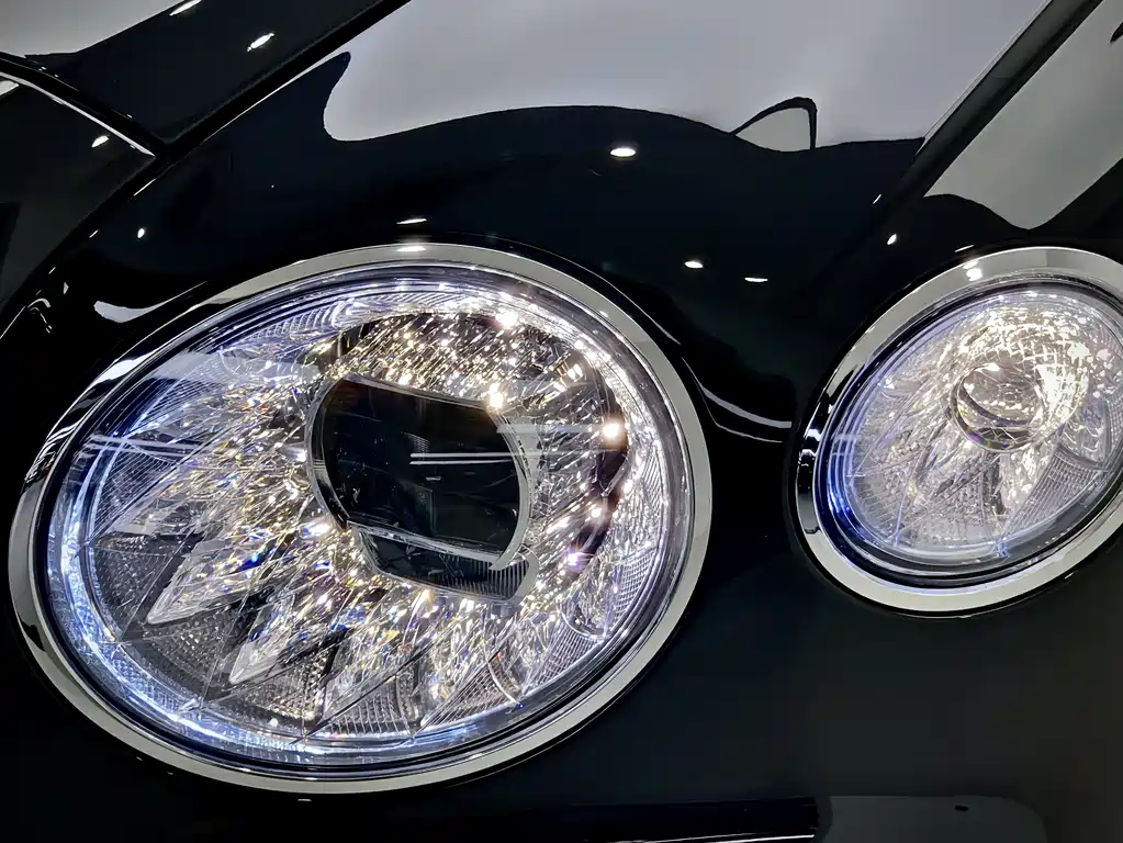 Flying Spur 2022 4.0T V8 Standard Edition купить на сайте DeffCars