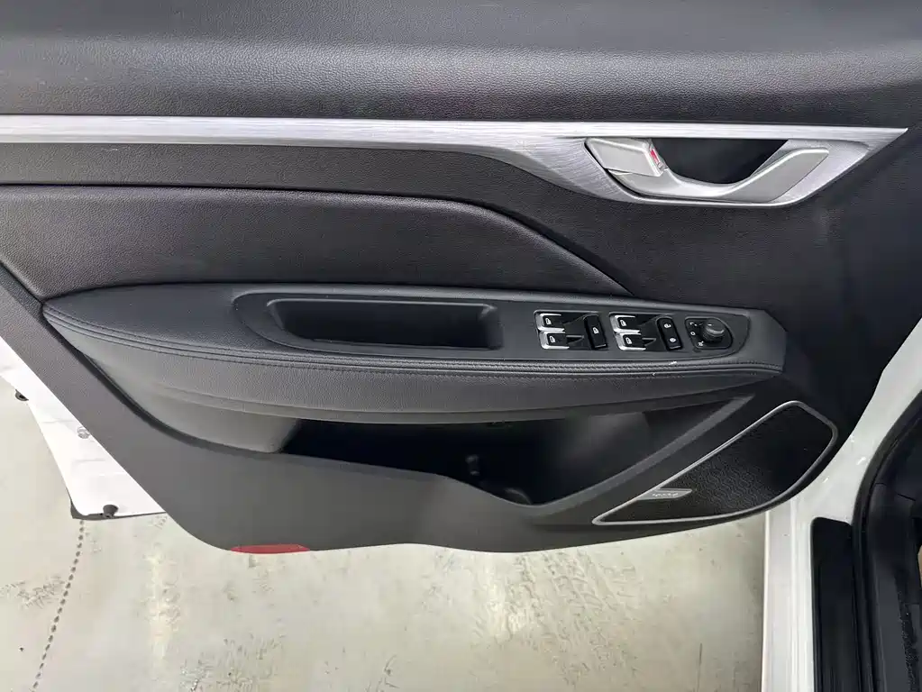 Vision 2020 facelift 1.5L CVT Asian Games Edition купить на сайте DeffCars