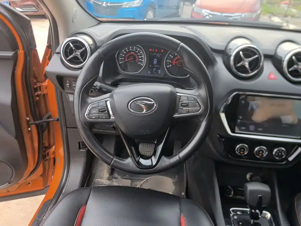 Southeast DX3 2016 1.5T CVT flagship model купить на сайте DeffCars