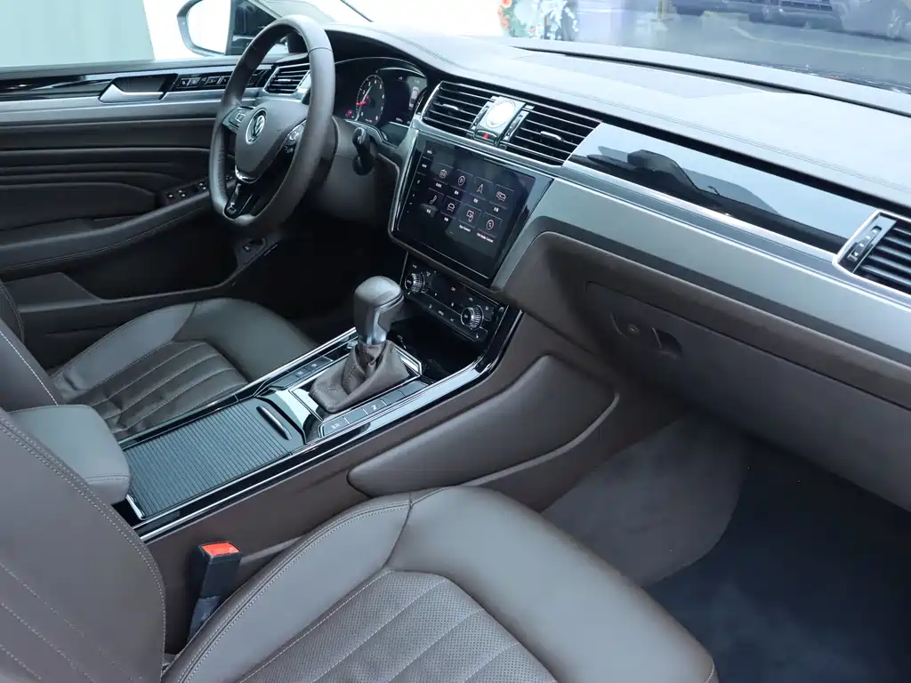 Huiang 2021 380TSI Deluxe Edition купить на сайте DeffCars