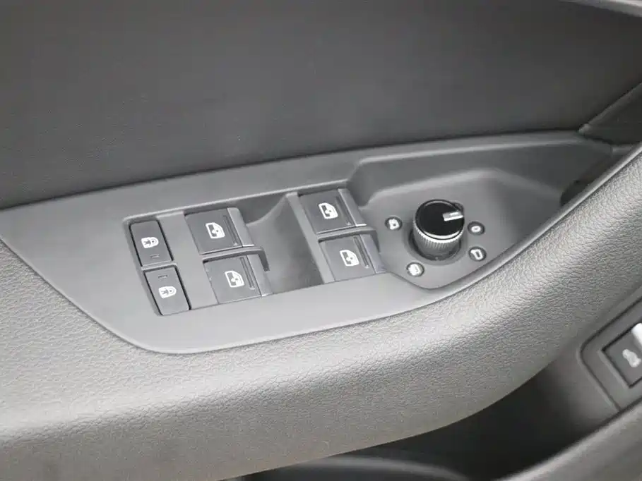 Audi A7L 2024 45TFSI S-line Dream Building Liquid Crystal Package купить на сайте DeffCars