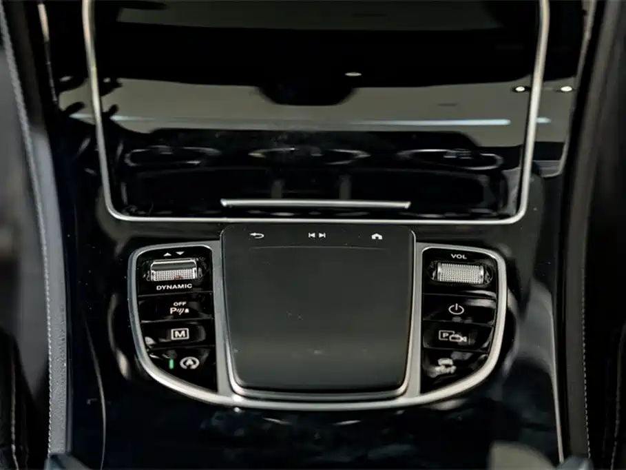 Mercedes-Benz GLC Coupe 2020 GLC 260 4MATIC Coupe SUV купить на сайте DeffCars