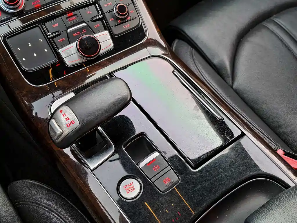 Audi A8 2014 A8L 45 TFSI quattro Comfort Edition купить на сайте DeffCars