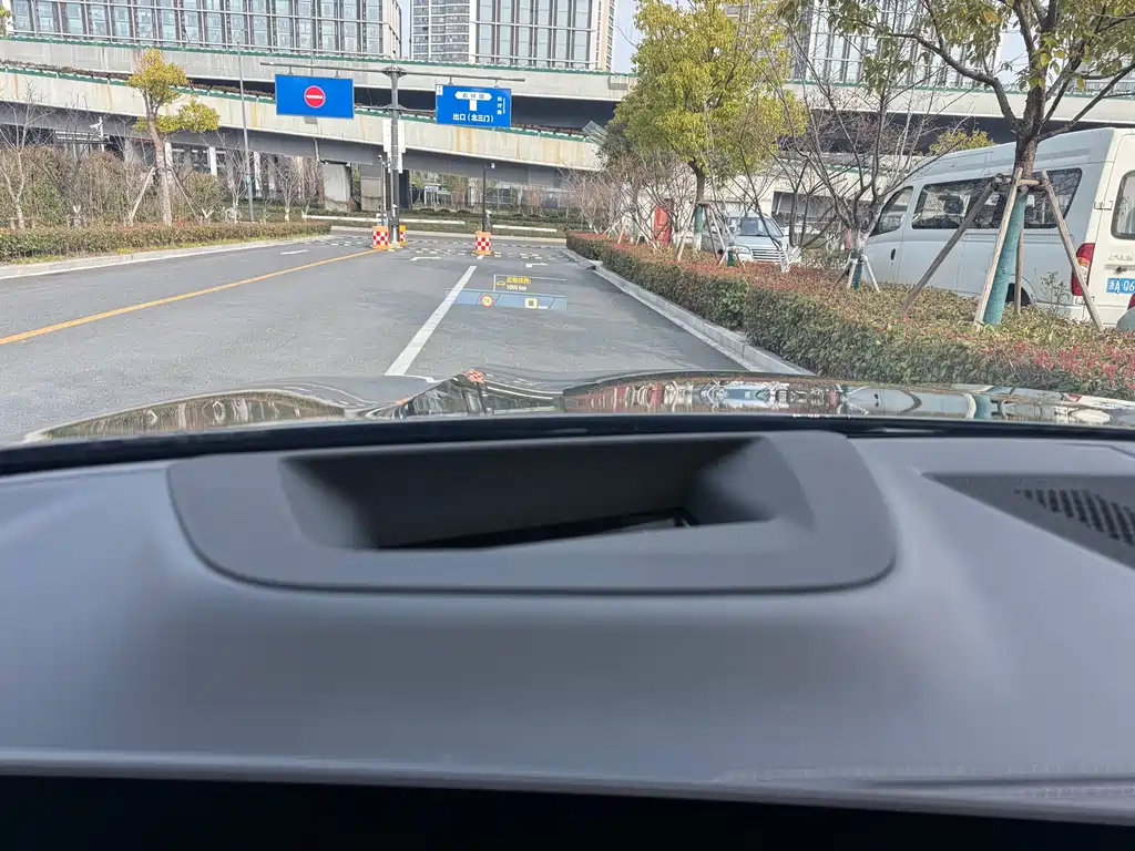 BMW X5 M 2023 X5 M Thunder Edition купить на сайте DeffCars