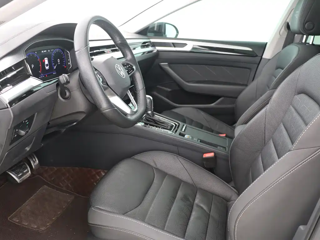 FAW-Volkswagen CC 2021 380TSI eye-catching version купить на сайте DeffCars