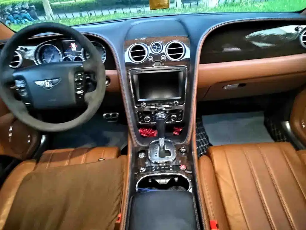 Flying Spur 2014 4.0T V8 Premium Edition купить на сайте DeffCars