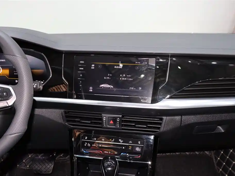 Passat 2025 Outstanding Model 330TSI Elite Edition купить на сайте DeffCars