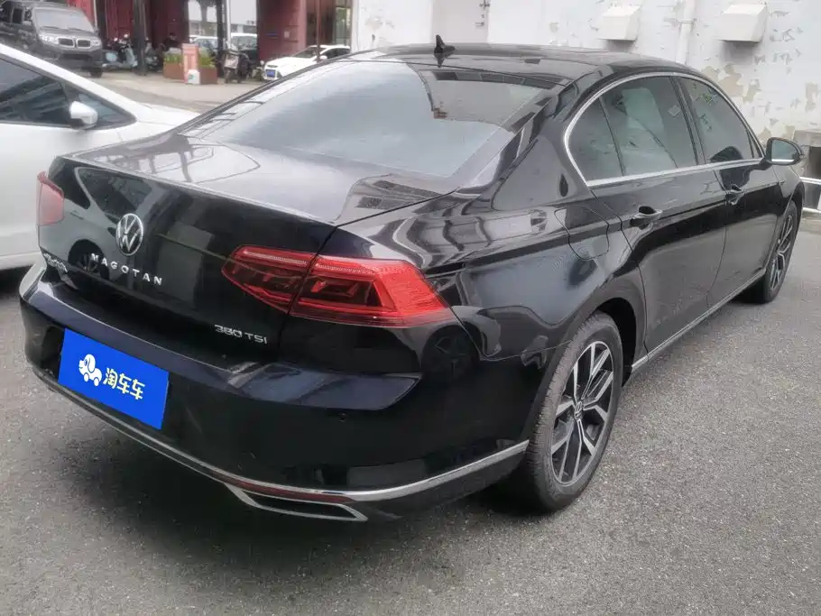 Magotan 2020 330TSI DSG leading model купить на сайте DeffCars