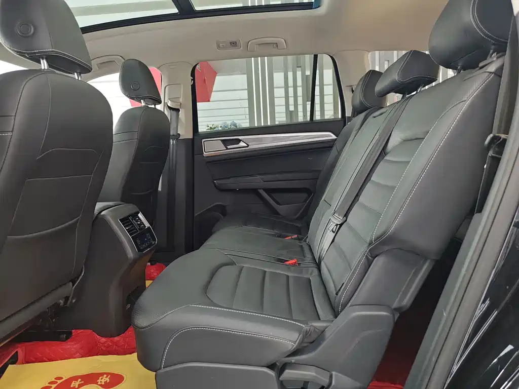 Touron 2020 facelift 380TSI four-wheel drive luxury version купить на сайте DeffCars
