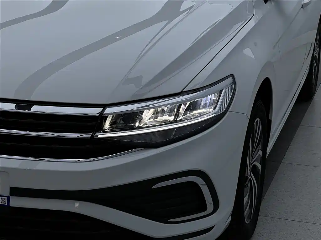 Bora 2025 facelift 200TSI DSG Yuexing Navigation Edition купить на сайте DeffCars