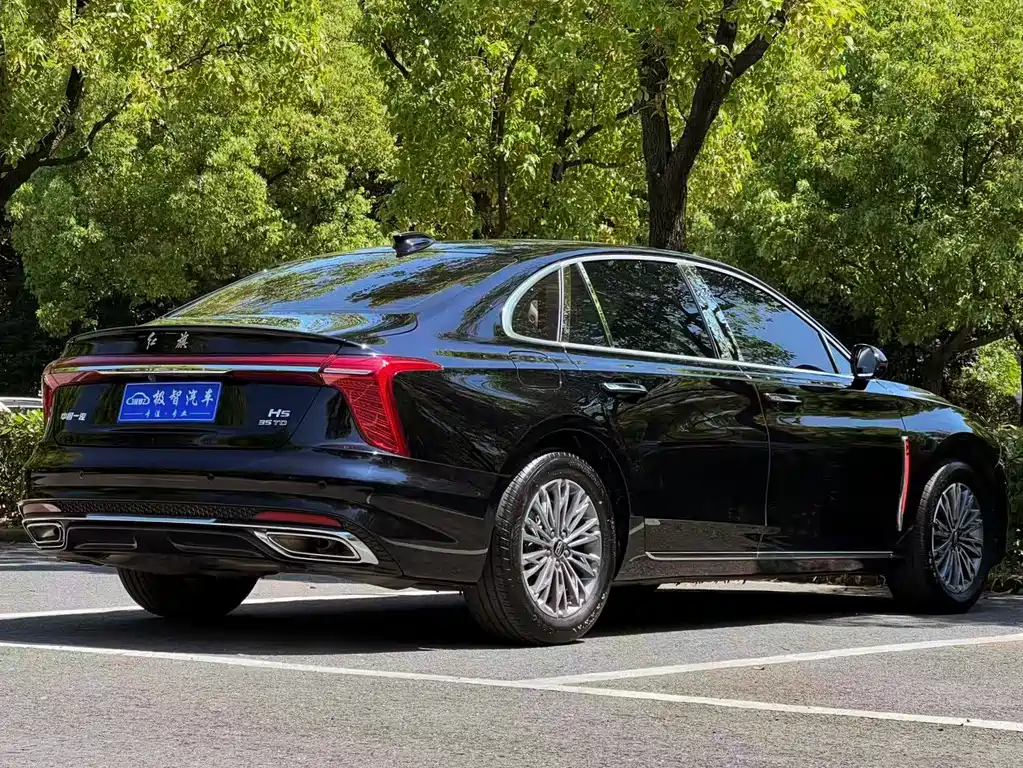 Hongqi H5 2024 1.5T HEV Zhilian Qiyun Edition купить на сайте DeffCars