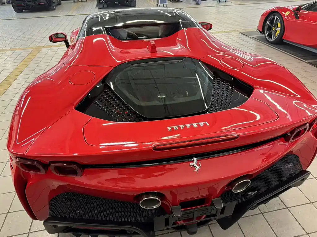 SF90 2021 3.9T V8 Spider купить на сайте DeffCars