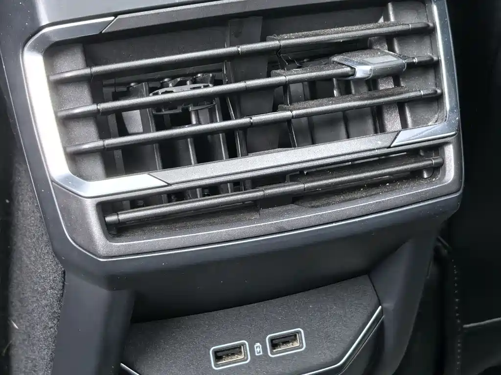 Lynk & Co 01 2021 2.0TD 2WD Pro купить на сайте DeffCars