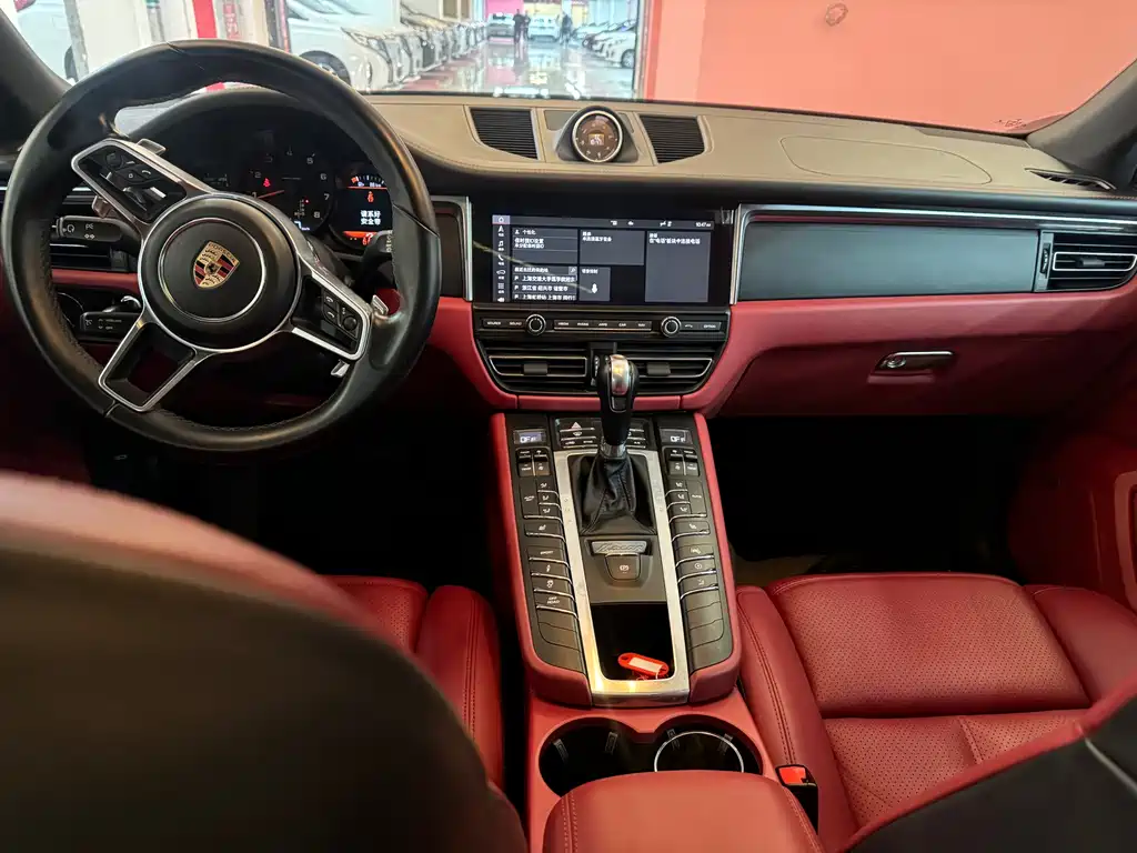 Macan 2020 Macan 2.0T купить на сайте DeffCars