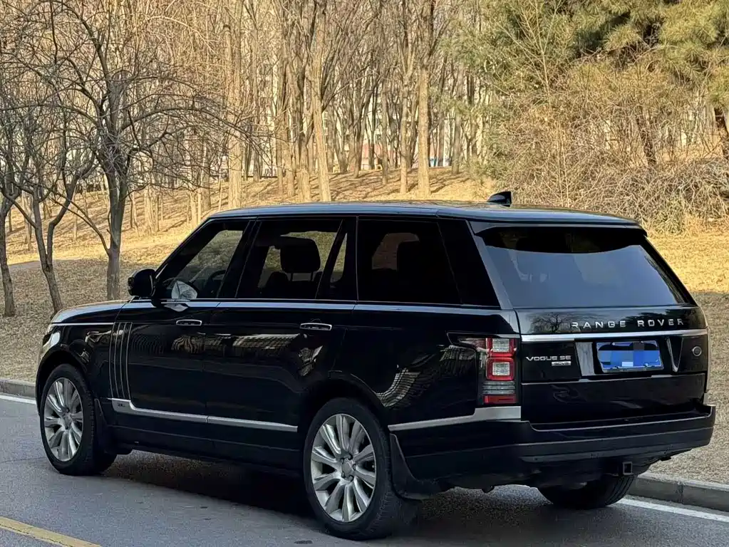 Range Rover 2017 3.0 SC V6 Vogue Extended Edition купить на сайте DeffCars
