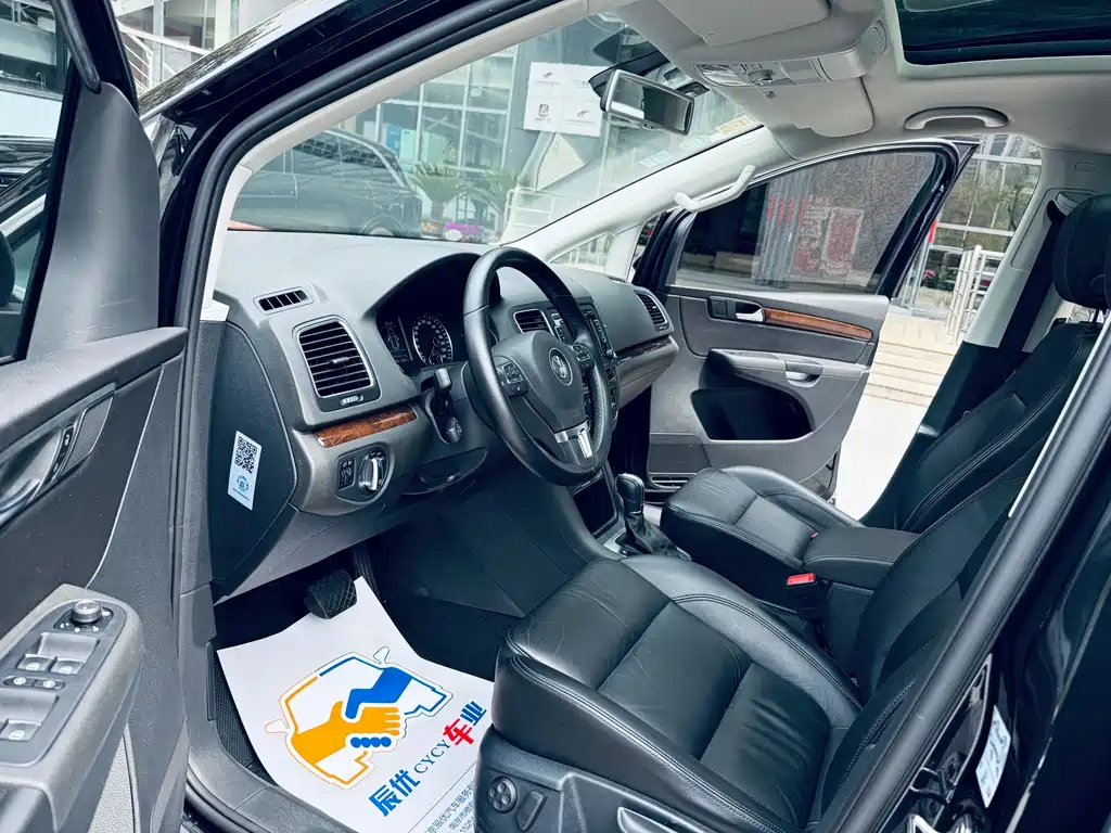 Sharan 2015 1.8TSI comfort model купить на сайте DeffCars