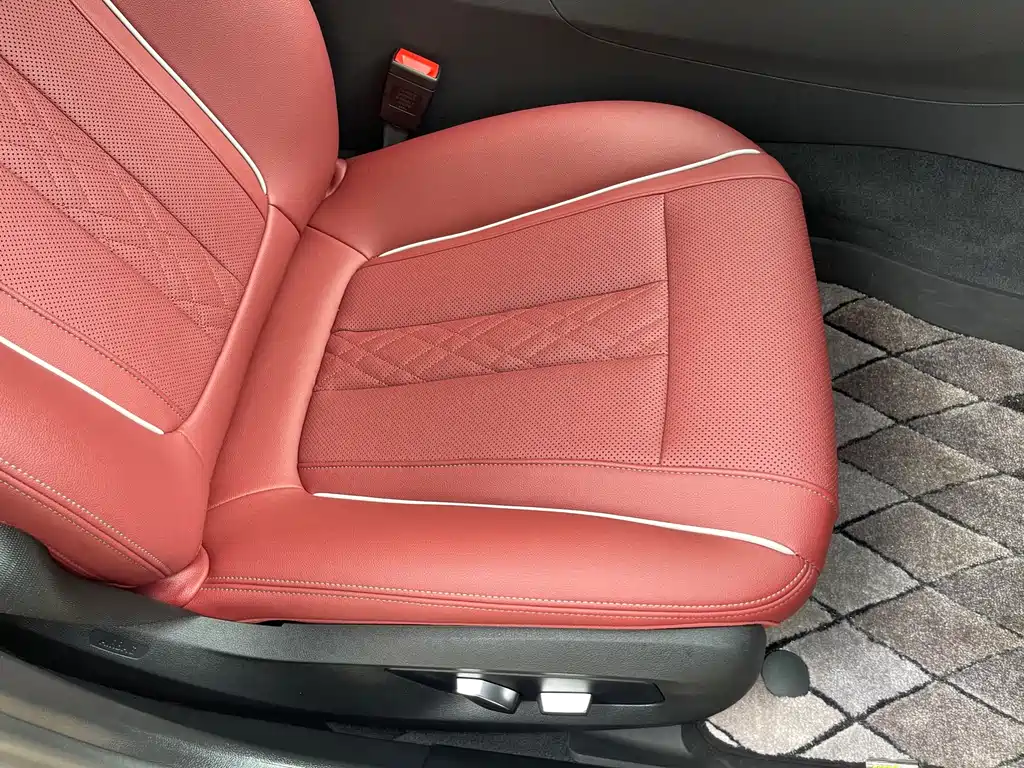 BMW 5 Series 2022 530Li Leading Luxury Package купить на сайте DeffCars