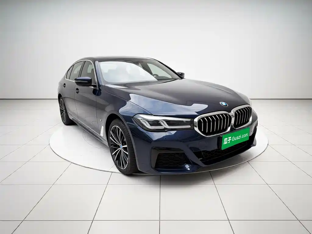 BMW 5 Series 2022 facelift 2 530Li leading M sports package купить на сайте DeffCars