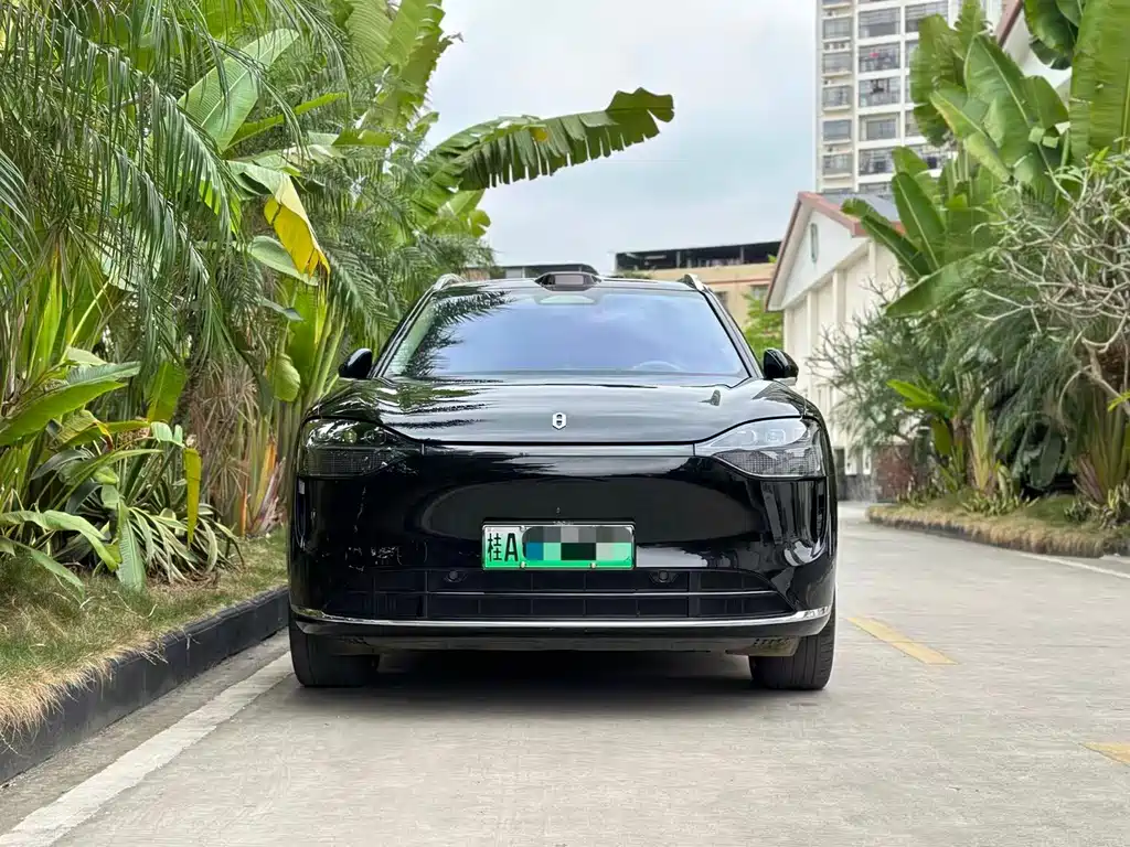 Wenjie M9 2024 extended range Ultra version 42kWh 6-seater version купить на сайте DeffCars