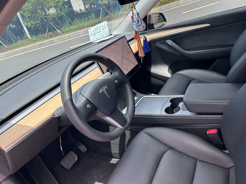 Model Y 2021 standard range rear-wheel drive version купить на сайте DeffCars